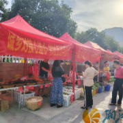 长华社区：“城乡对接·村社互进”好热闹