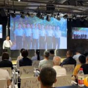 洋湖国际社区：党建引领聚合力 军民团结一家亲
