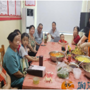 望新社区开展“入秋食光，不如见一面”养老主题活动