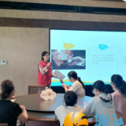 桐梓坡社区：夏日品书香 艺术之旅启新程