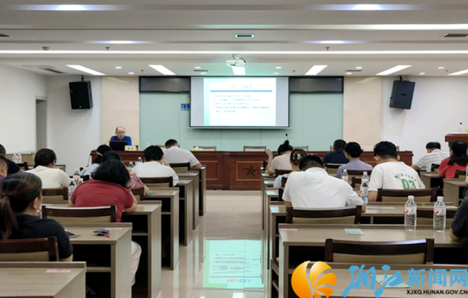 2025年世界精神卫生日丨打工人如何进行压力管理？