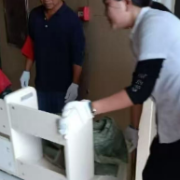 钰龙社区持续开展爱国卫生行动 筑牢卫生健康防线
