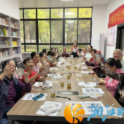 嘉欣邻里齐创艺，民族团结焕新颜