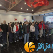 林海社区：金秋游园传暖意，重阳互动乐银龄