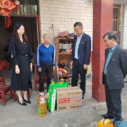 结对暖民心!学泰村联合湘江智能开展困难群众慰问活动