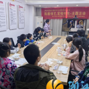 黄泥岭社区开展“双趣创意 定格时光”亲子手工活动