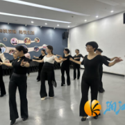 优雅落幕,自信启航 梅溪湖街道晟秀园社区形体课圆满结业