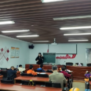 湘桥社区:爱心助学暖童心 硬笔书法伴成长