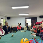 银太社区举办“爱心传递,夕阳更红”主题座谈会, 共话志愿温情