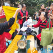 从“月月见”到“进小区”，润龙社区便民服务在升级