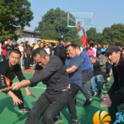 绳聚邻里！黄鹤村首届全民拔河赛圆满落幕