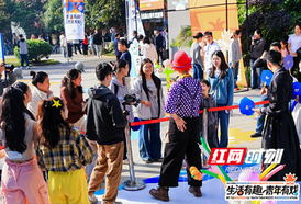 25万人“围观”：在长沙，戏剧不设限！