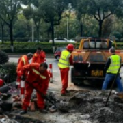 泽盛社区：破解积水“拦路虎” 护航幼儿求学路