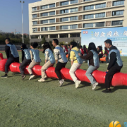 邻企同乐 趣玩暖冬