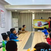 西湖街道黄泥岭社区:非遗剪纸活动让红色文化“活”起来