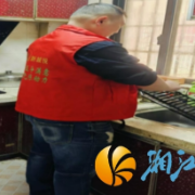 爱心拂尘焕新家 多方联动暖民心