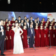 银龄“主角”与萌娃共绘幸福同心圆