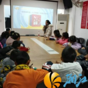 长沙图书馆银盆岭分馆“假日趣阅读”，人工智能科普点亮童年