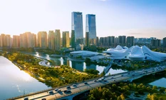 “乐业湘江”直播间  两位大学生CEO的BOSS直招