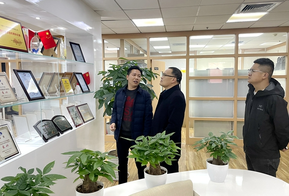 赴沪精准招商 深化长三角产业合作新机遇