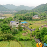徒步拉练、军事体验，这所小学的国防教育好“硬核”