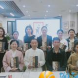 梅溪湖街道云溪湾社区“世界读书日”点亮智慧之光