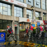 望城坡街道开展2025年防涝排渍应急演练 ，筑牢城市安全“堤坝”