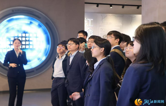 打造可感可及的“思政大课堂”，他们走进湘江新区城市馆