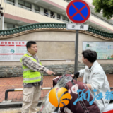 溁湾镇社区开展交通安全专项宣传行动 筑牢出行安全防线