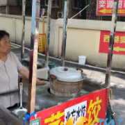 嘉欣社区开展环境综合整治，护航居民安全出行