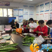 岳南村社区：粽香传真情，巧手迎端午