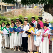 先锋社区声乐合唱课程圆满结课，居民唱响白沙液街
