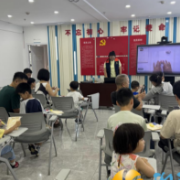 梅溪湖街道桃岭社区开展“泥”润童心，指尖传情筑梦行”亲子手工活动