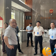 从“纸上”到“地上”：人大代表调研《中华人民共和国人民调解法》落实情况