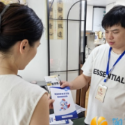梅溪湖街道金滩社区开展“禁毒宣传进家庭”活动 筑牢居民防毒安全网