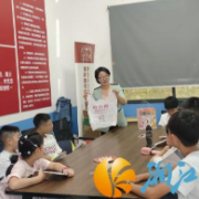 桐梓坡社区：环保先锋在行动，分类与创作同行