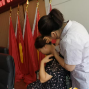 周家湾社区开展中医养生讲座 银龄健康度夏有“良方”
