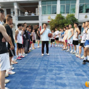 以球会友促情谊 莲花镇龙台龙洞村际篮球赛火热开赛