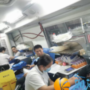 后湖精英齐相聚，争先恐后献热血