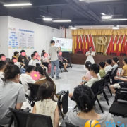 “青”听心语暖人心 向阳花开共成长