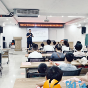 梅溪湖街道梅园社区开展登革热和基孔肯雅热防控科普及环境清洁志愿服务活动
