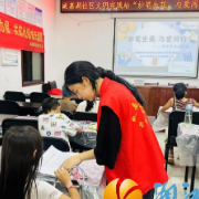 寓教于乐！西湖街道咸嘉湖社区融合活动助力青少年成长