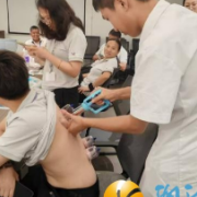 桐溪港社区中医公益科普活动走进湘江欢乐城