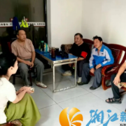 望月公园开展高温慰问活动 情系一线送清凉
