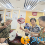 荣华社区：“一老一小”喜乐融融，多彩活动温暖暑期