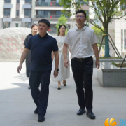 躬耕教坛守初心 深情慰问暖师心