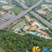 学士街道：无人机“喊话”，禁燃禁烧巡查开启新模式