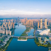 何朝晖率队赴复旦大学、上海交通大学对接科创飞地建设和大学生创新创业工作
