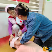 长望社区：暖心关爱不缺席  健康守护伴朝夕