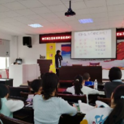 老虎岭社区开设周末课业辅导课堂，为青少年成长“添翼”